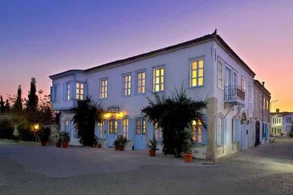 Alaçatı Taş Otel